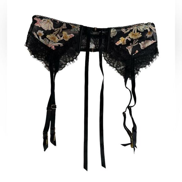 Victoria's Secret XS/SMALL DREAM ANGELS GARTER BELT Black Embroidered Floral - Picture 2 of 9